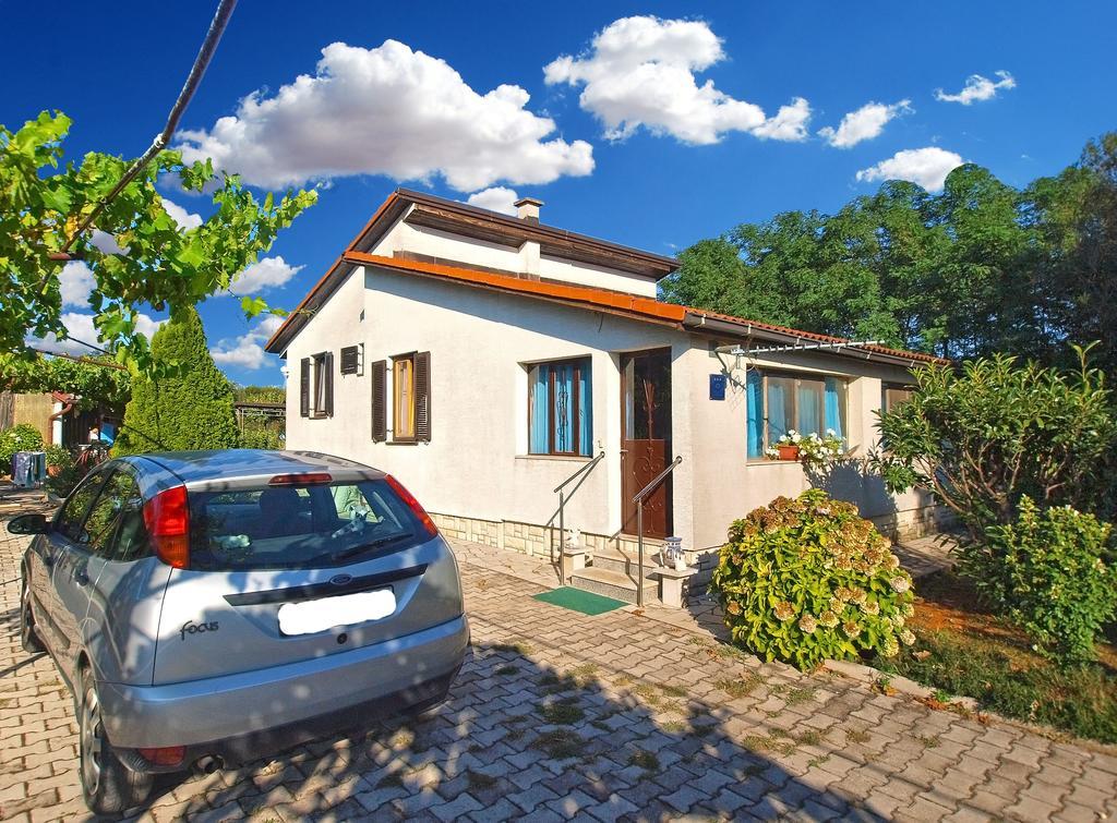 House Silvana 1461 Pula Exterior photo