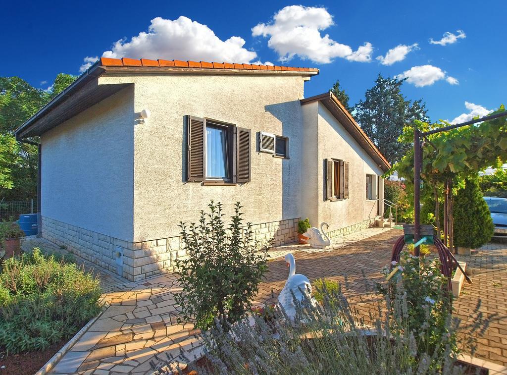 House Silvana 1461 Pula Exterior photo